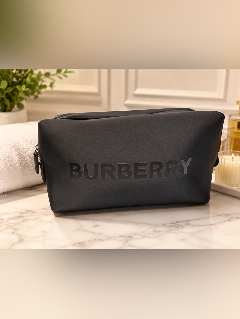 Burberry Toiletry/Cosmetic Bag